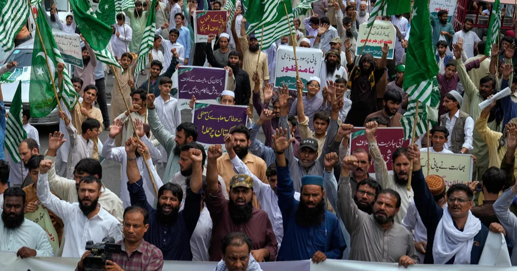 India blames Pakistan for Kashmir attack, suspends historic water treaty