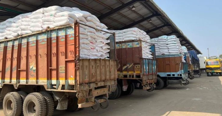 2,100 tonnes of rice imported through Benapole Port