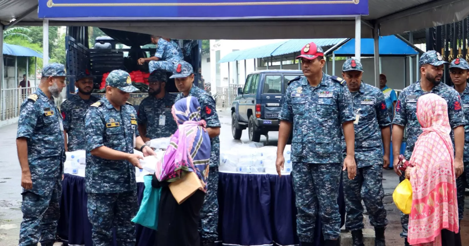 Bangladesh Navy distributes cooked food to flood-hit families in Chattogram