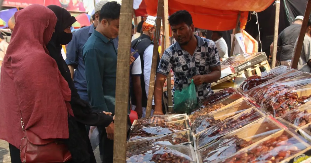 Prices surge at Karwan Bazar in light of Ramadan