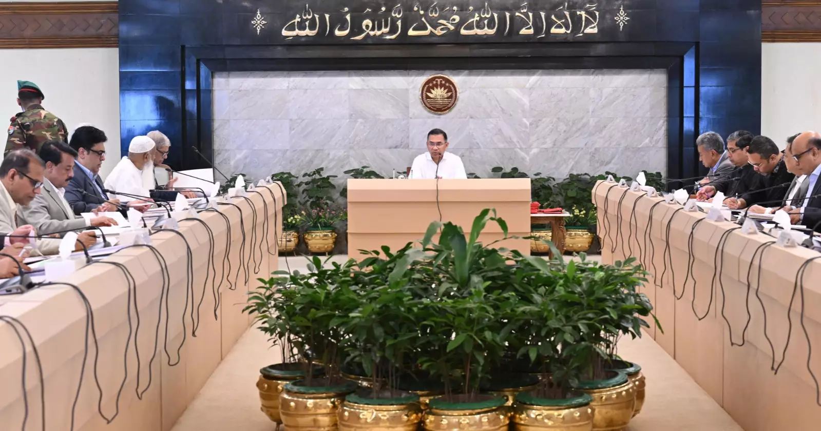 PM chairs meeting on religious, social harmony