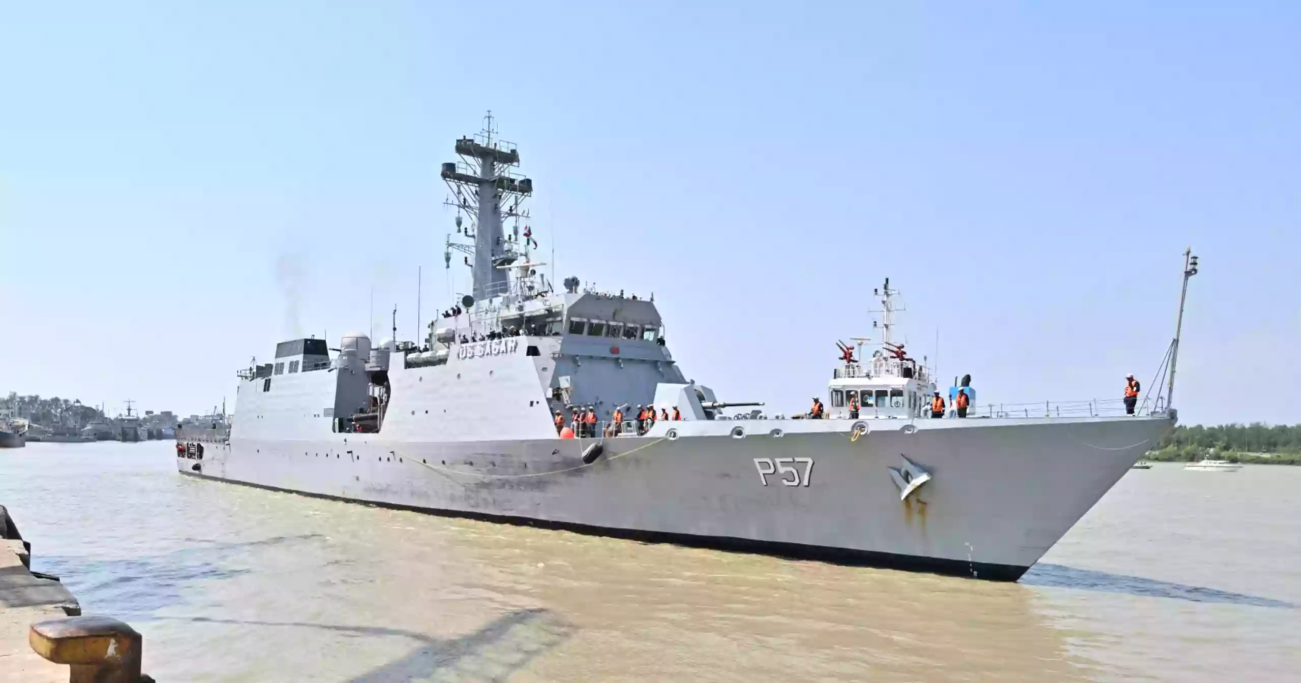 Indian Naval ship INS Sunayna arrives in Chattogram on goodwill visit