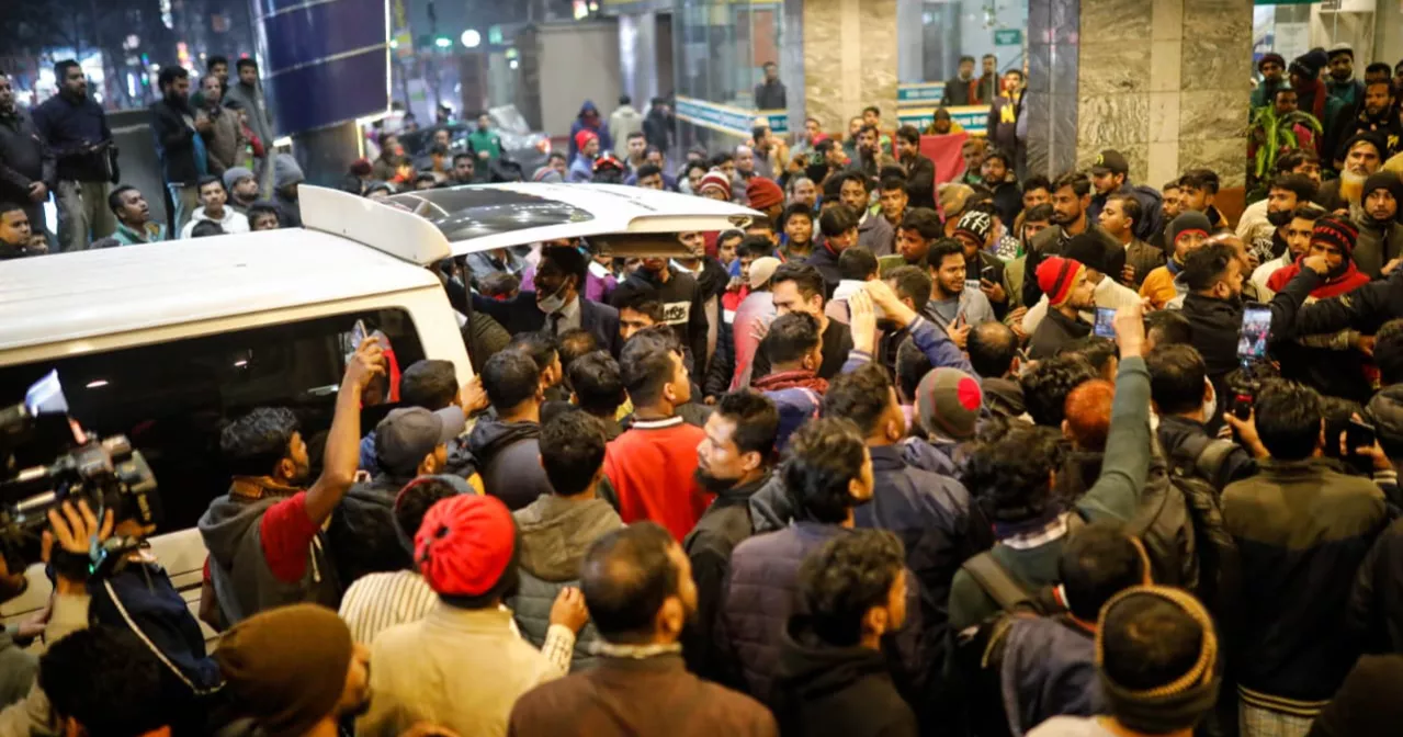 Swechchhasebak Dal leader shot dead, another injured in Dhaka