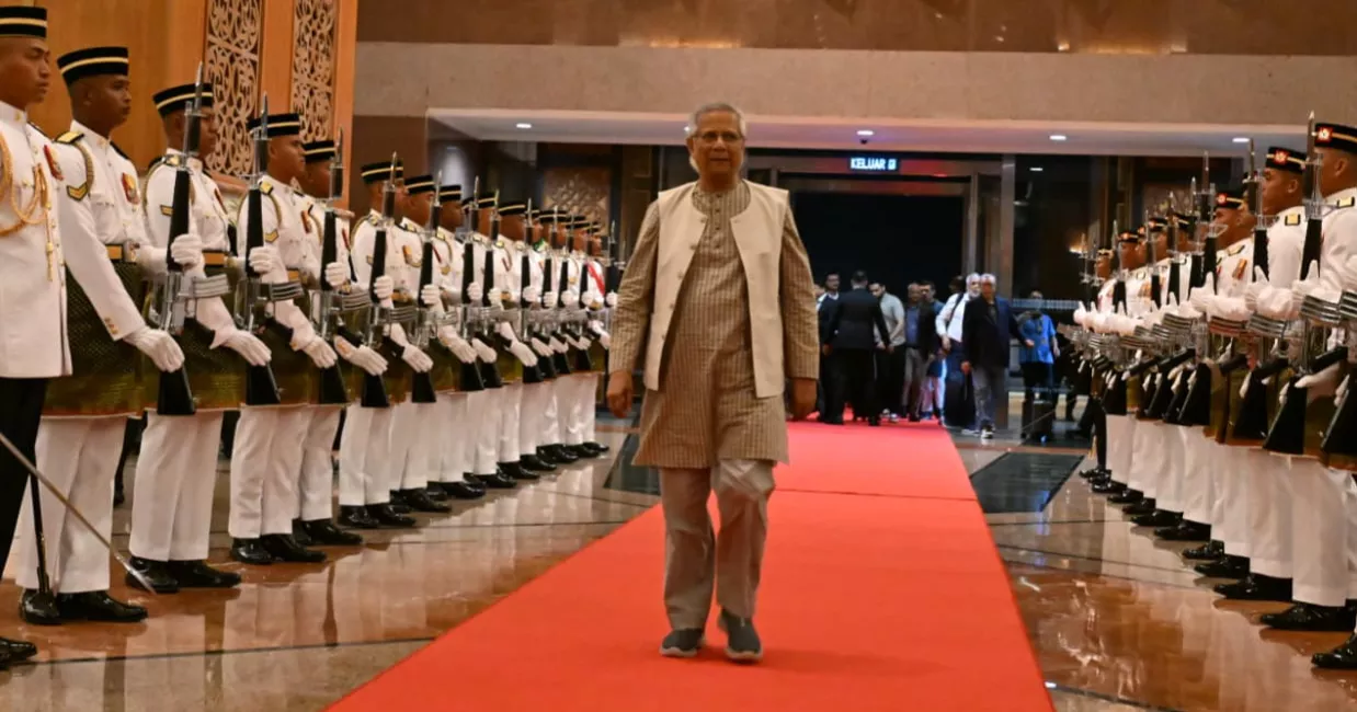 Prof Yunus in KL; talks with Malaysian PM Tuesday eying greater cooperation