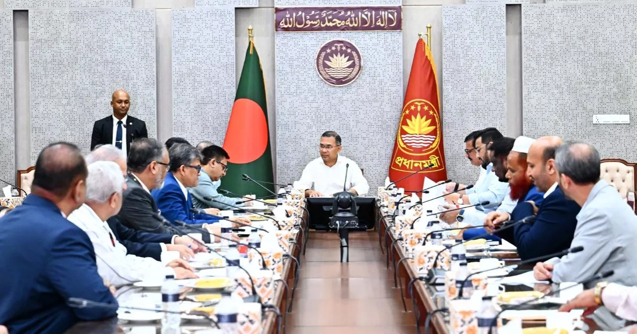 PM assures support for tea industry, orders panel to resolve sector's problems