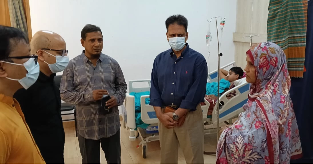 CA's special assistants visit injured BUET student