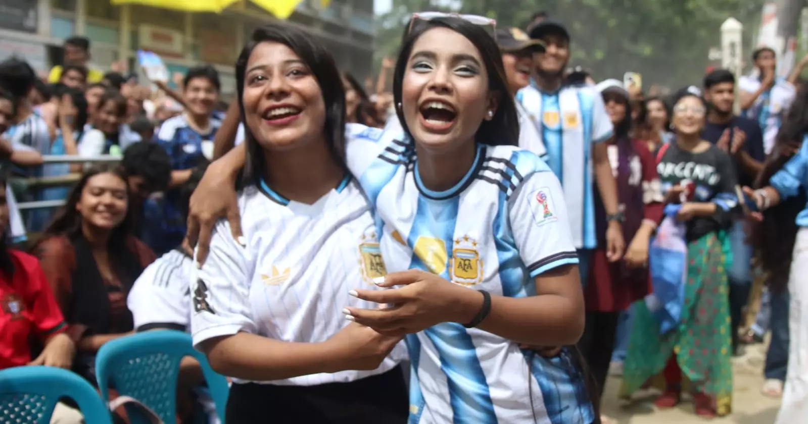 Argentina fans celebrate group-stage sweep at DU’s TSC