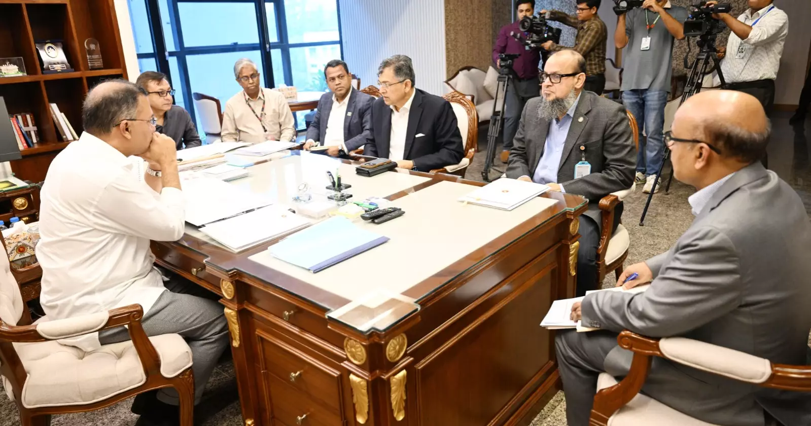 BGMEA, BKMEA leaders meet PM