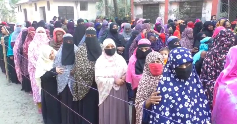 Voting kicks off smoothly at centres across Bangladesh