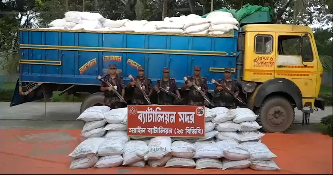 Police recover 9 sacks of cannabis after microbus crashes into pond in Brahmanbaria  