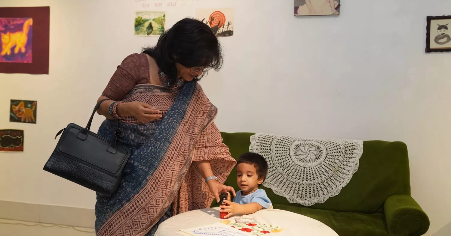 ‘A Drawing Room’: living exhibition by Hridita Anisha opens at AFD