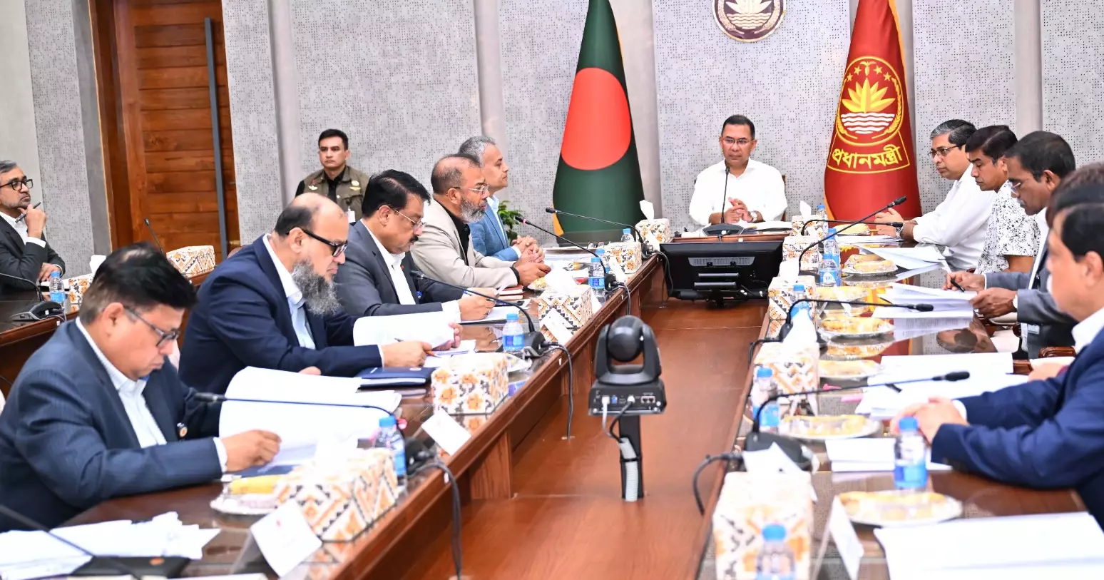 PM orders stricter action against unchecked use of polythene, plastic