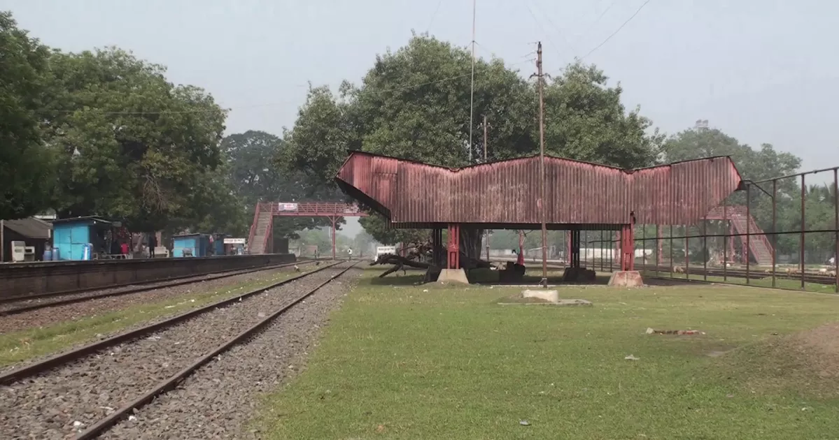 Once a lifeline, Amnura junction now lies neglected