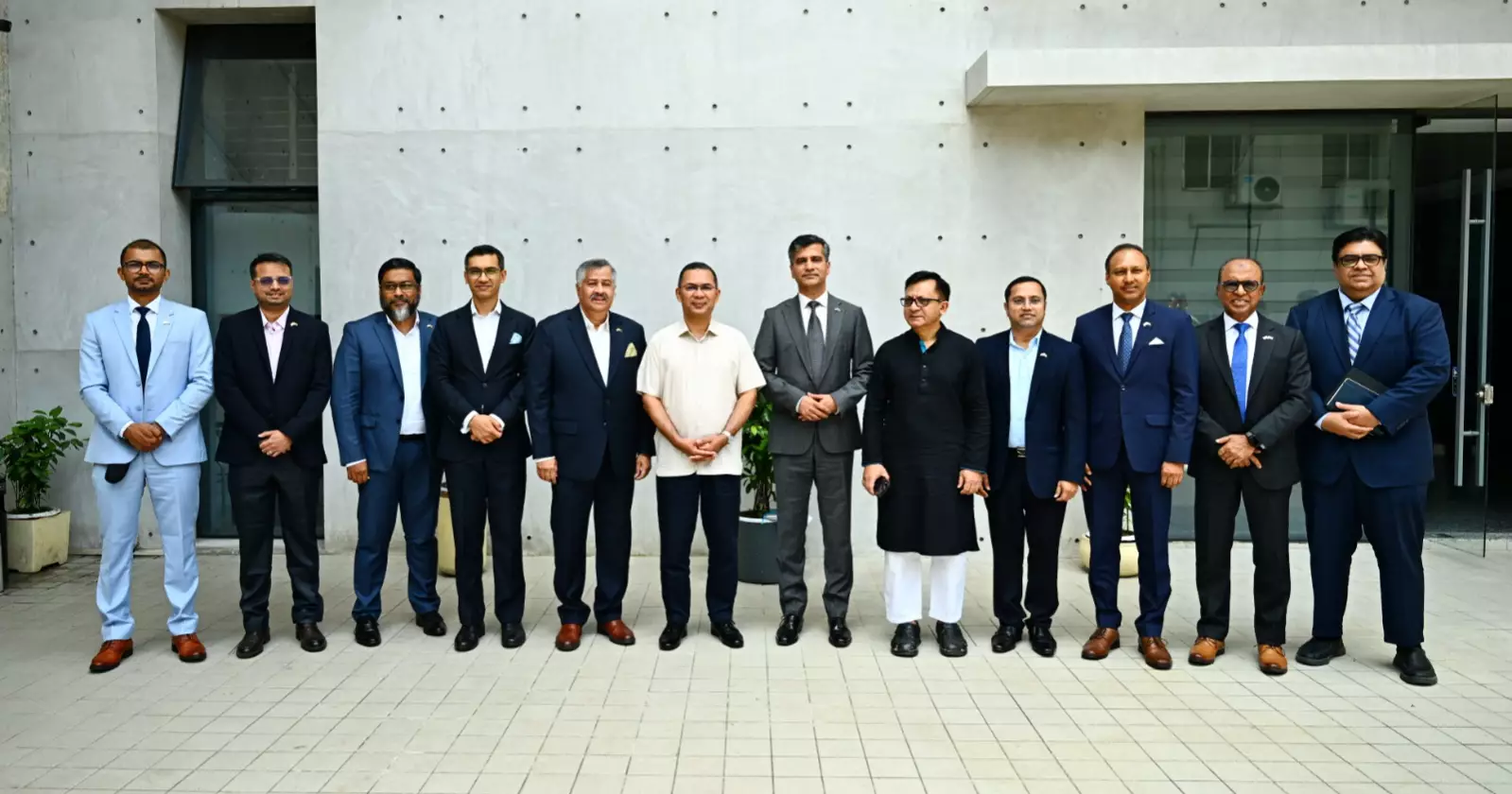 PM assures support as AmCham eyes more US investment