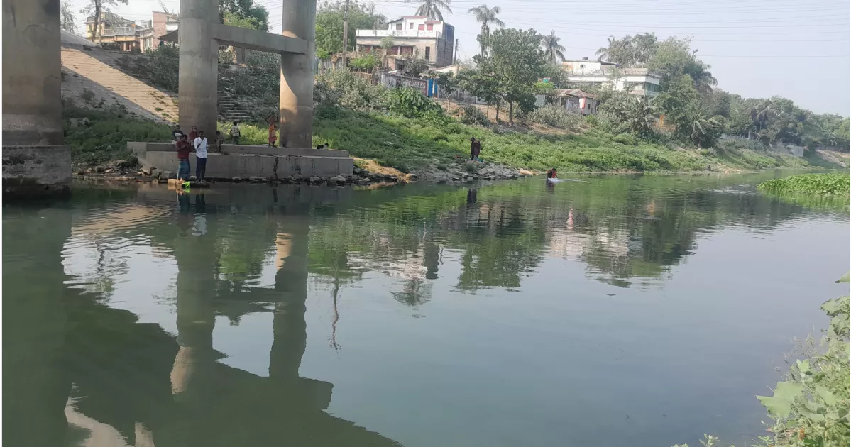 Call for urgent action as pollution, encroachment choke once-thriving Mathabhanga River