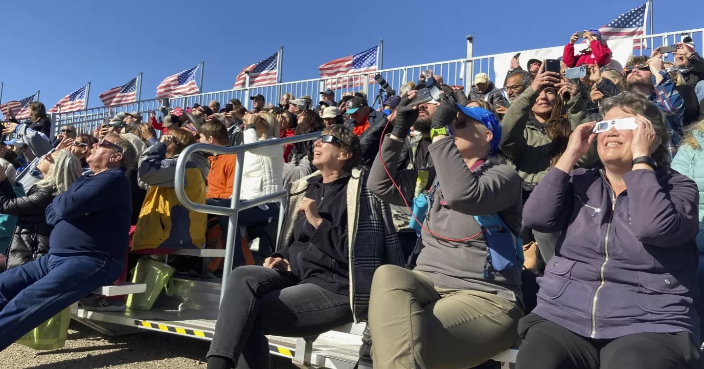 'Ring of fire' eclipse brings cheers and shouts of joy as it moves across the Americas