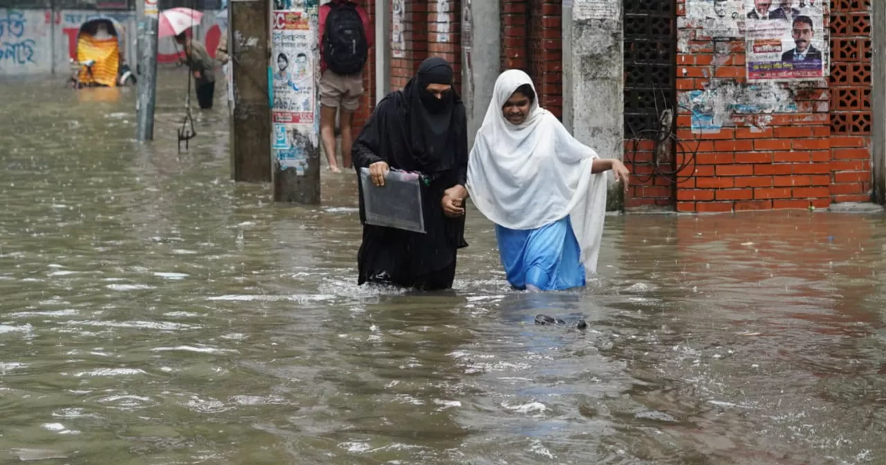 Downpour triggers waterlogging across Dhaka