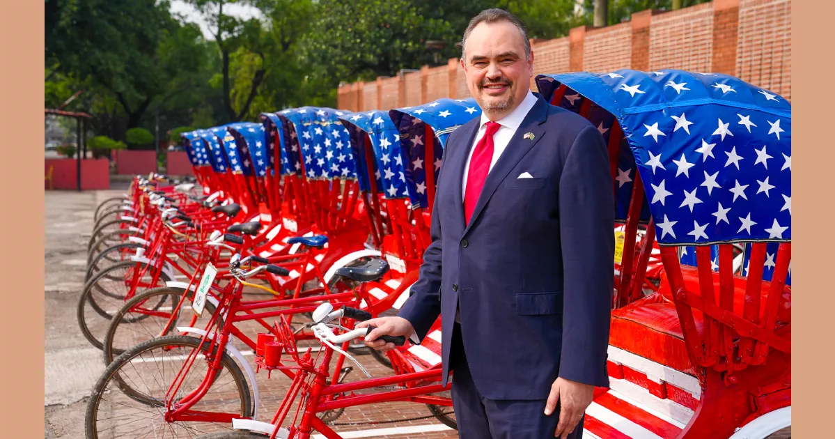 Red, white and blue rickshaws roll out to mark America’s 250 years