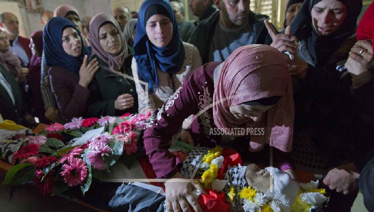 Israeli soldier, 7 Palestinians killed in new Gaza fighting