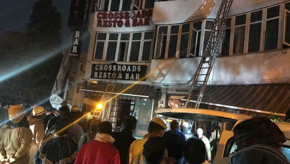 17 killed in fire at New Delhi hotel, 4 others hurt