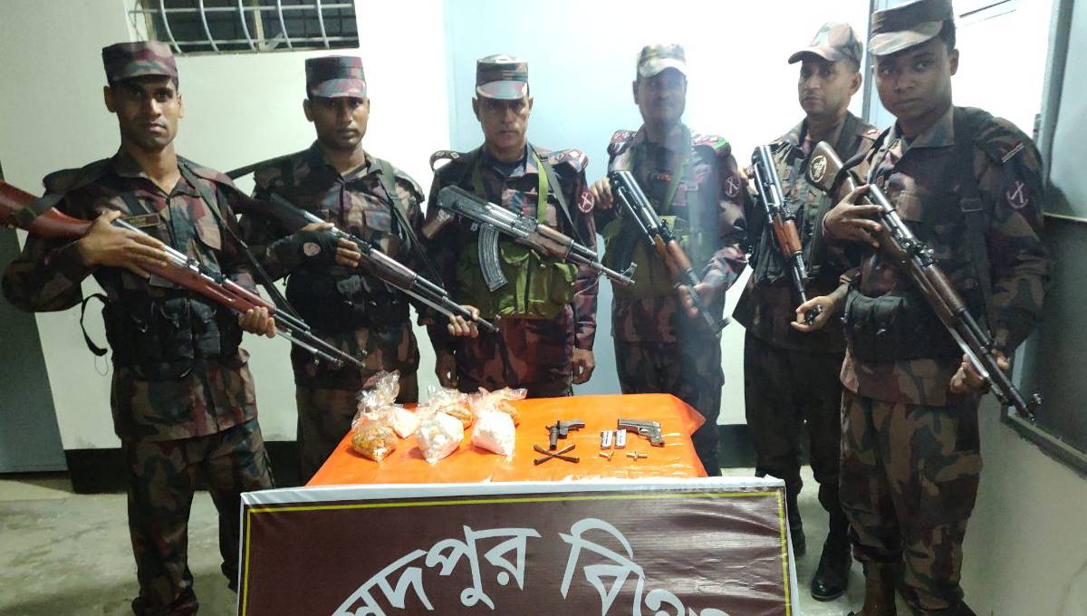 Firearms, gunpowder recovered in C’nawabganj 