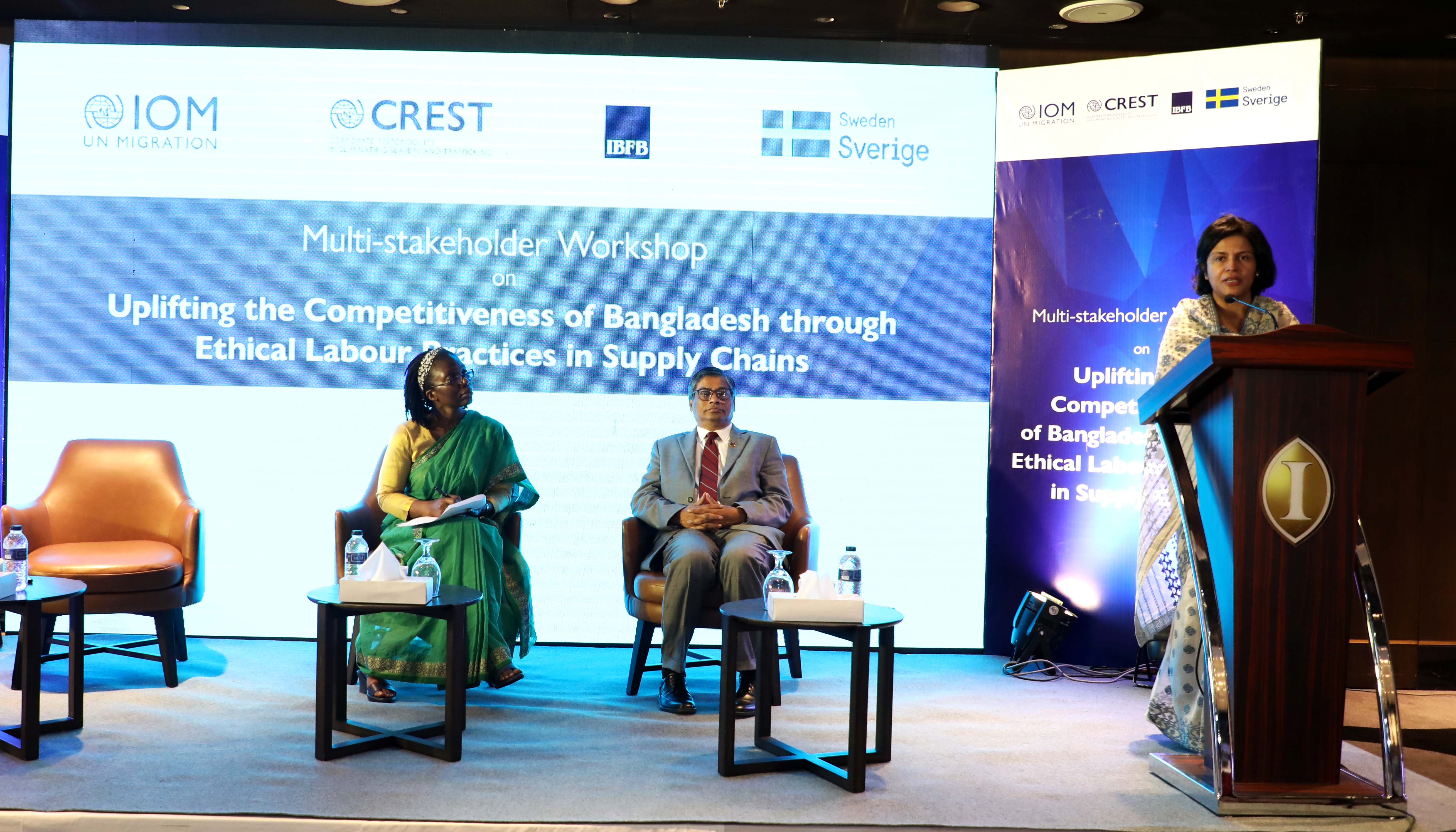 IOM counseling Rohingya women on childbirth, security and health