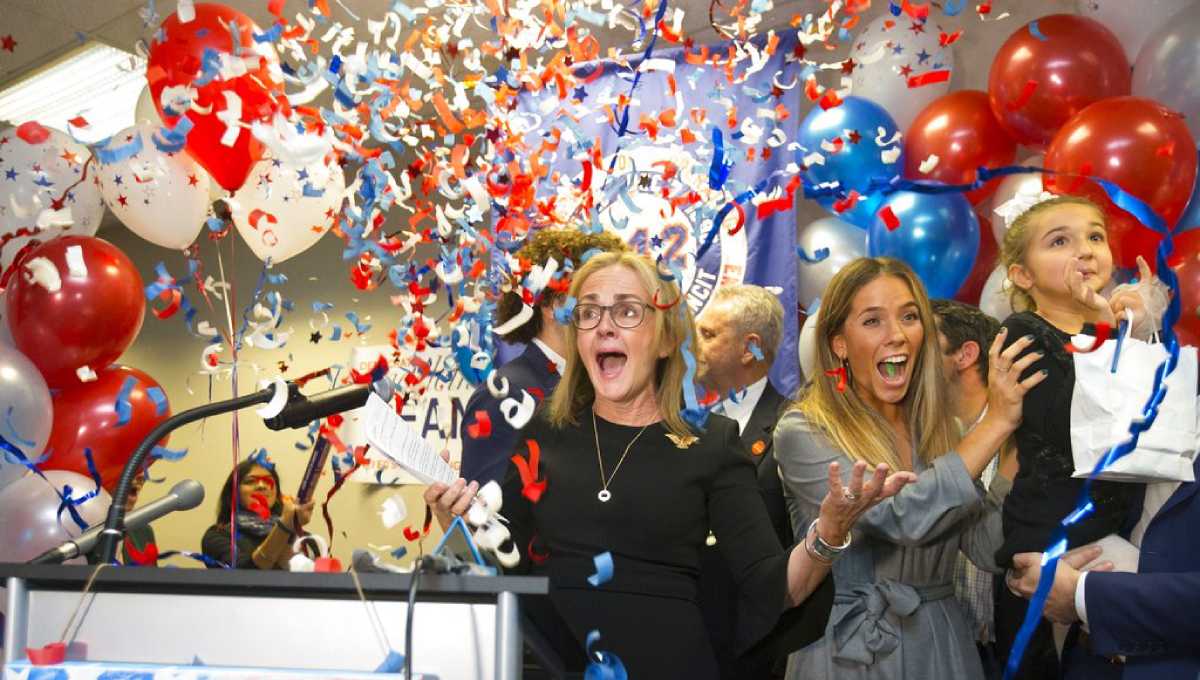 Democrats seize House control, but Trump's GOP holds Senate