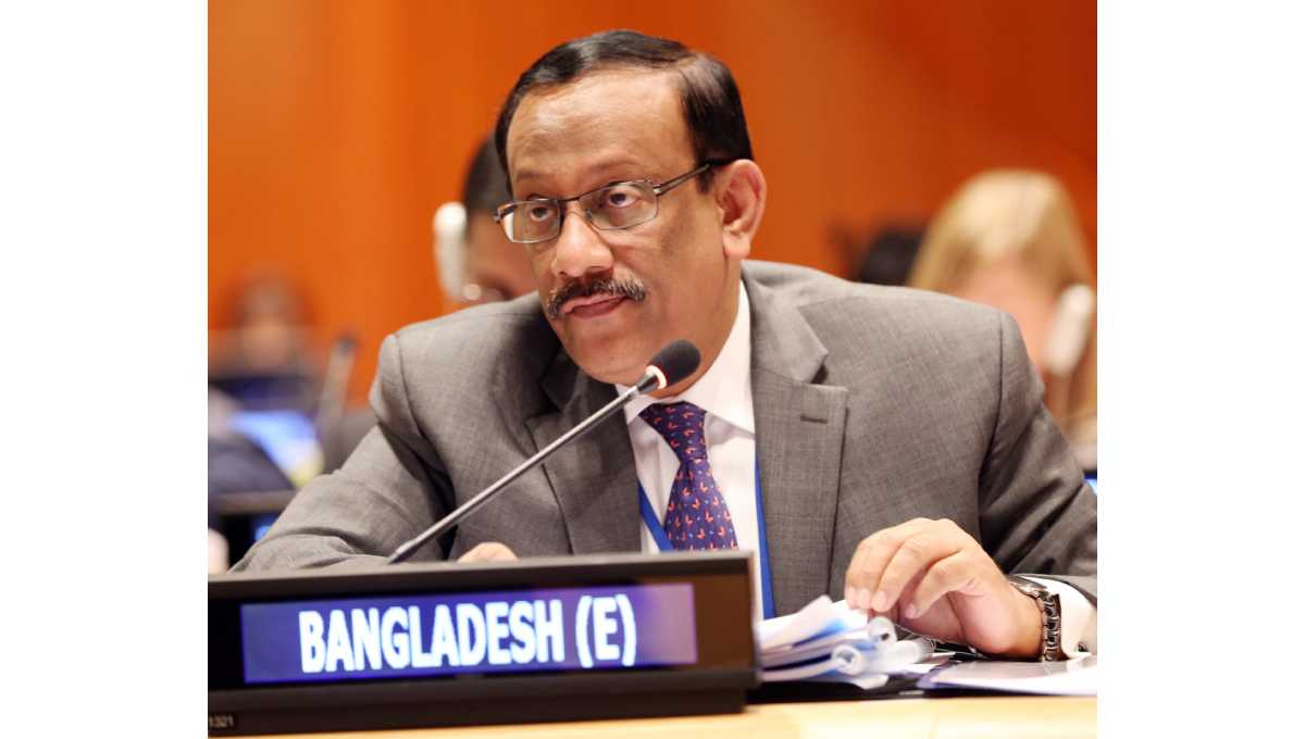 Foreign Secy Haque gets 1-yr extension under contract    