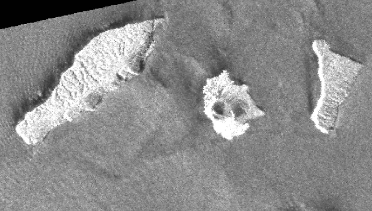 Satellite images show collapse of Indonesian island volcano