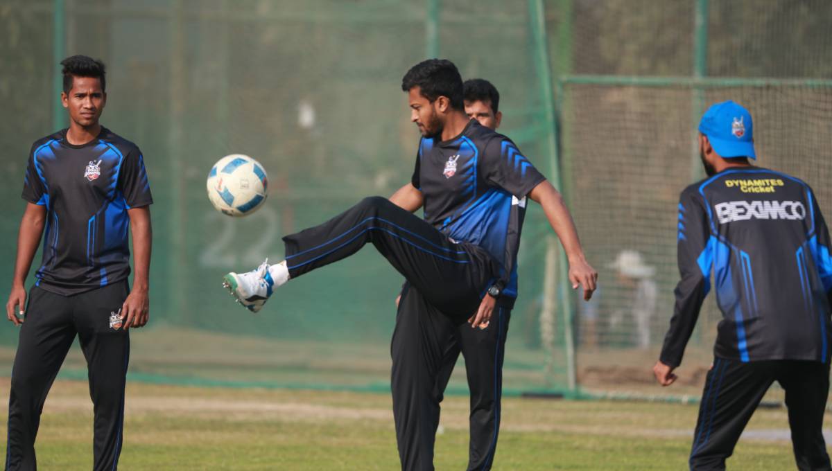 Riders, Dynamites lock horns Wednesday for last final berth