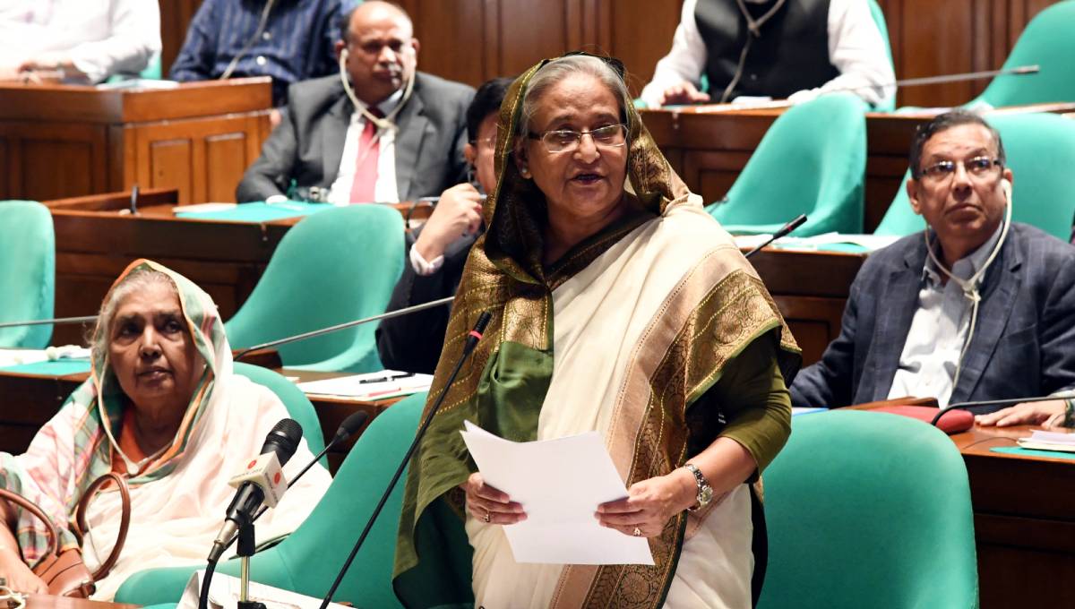 AL govt not repressive,  working for economic emancipation: PM