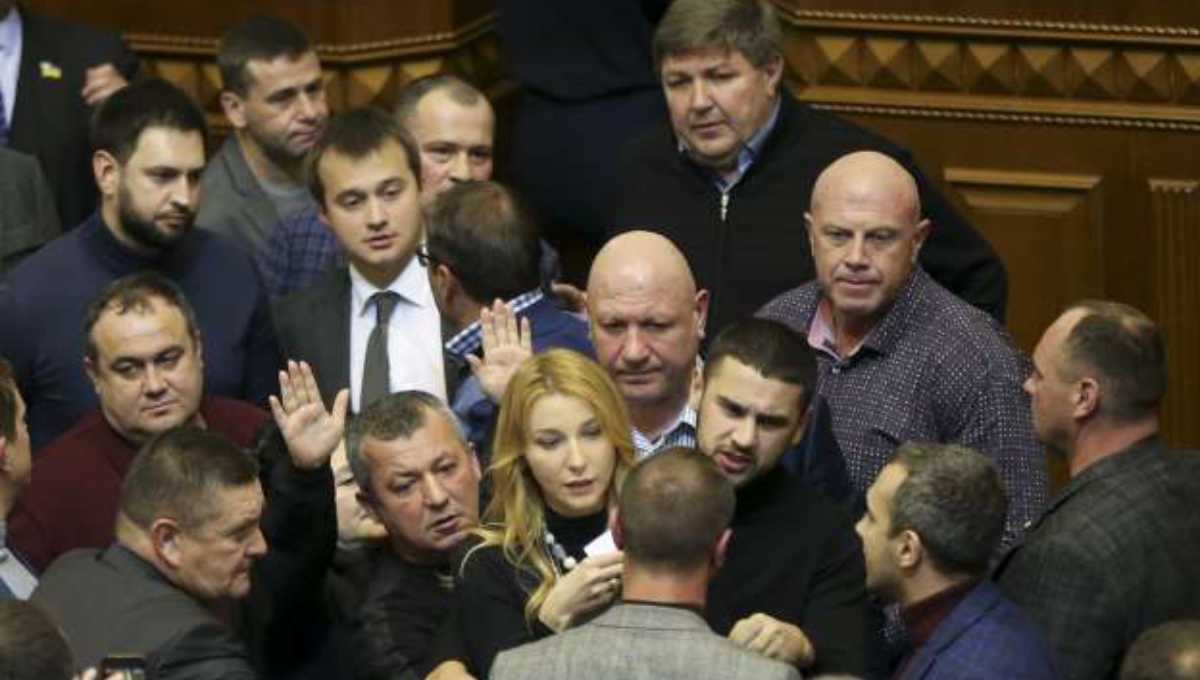 After dispute with Russia, Ukraine to impose martial law