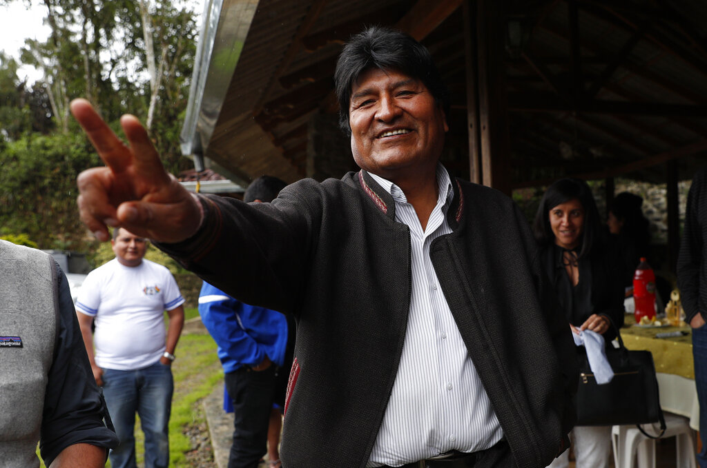 Bolivians pick between Evo Morales and change in tight vote