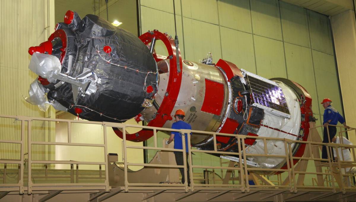 Russian capsule carrying robot fails space station docking