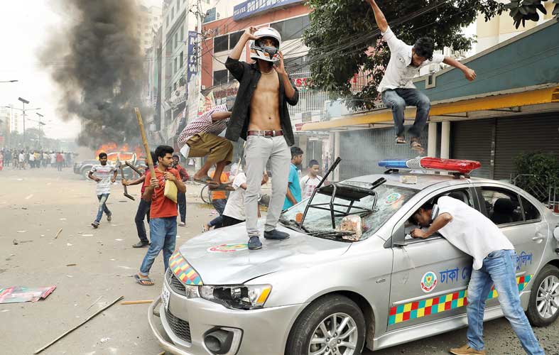 Nayapaltan ‘arsonist’ confesses to ‘vandalising’ Mirpur AL election camp