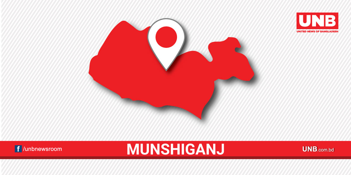 Quack killed as truck runs over him in Munshiganj