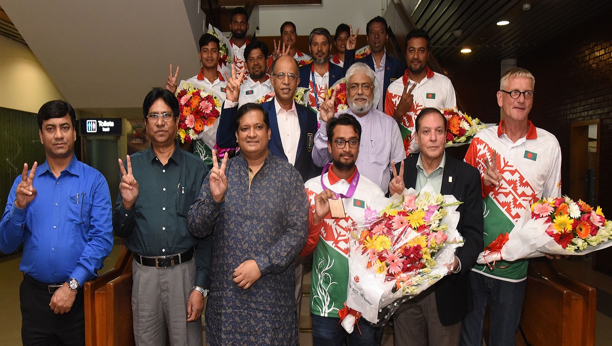Archer Ruman Shana accorded warm reception in Dhaka