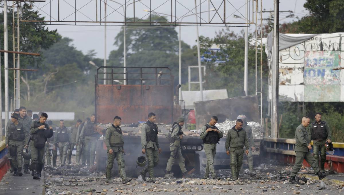 Guaido vows to return soon to Venezuela to lead protests