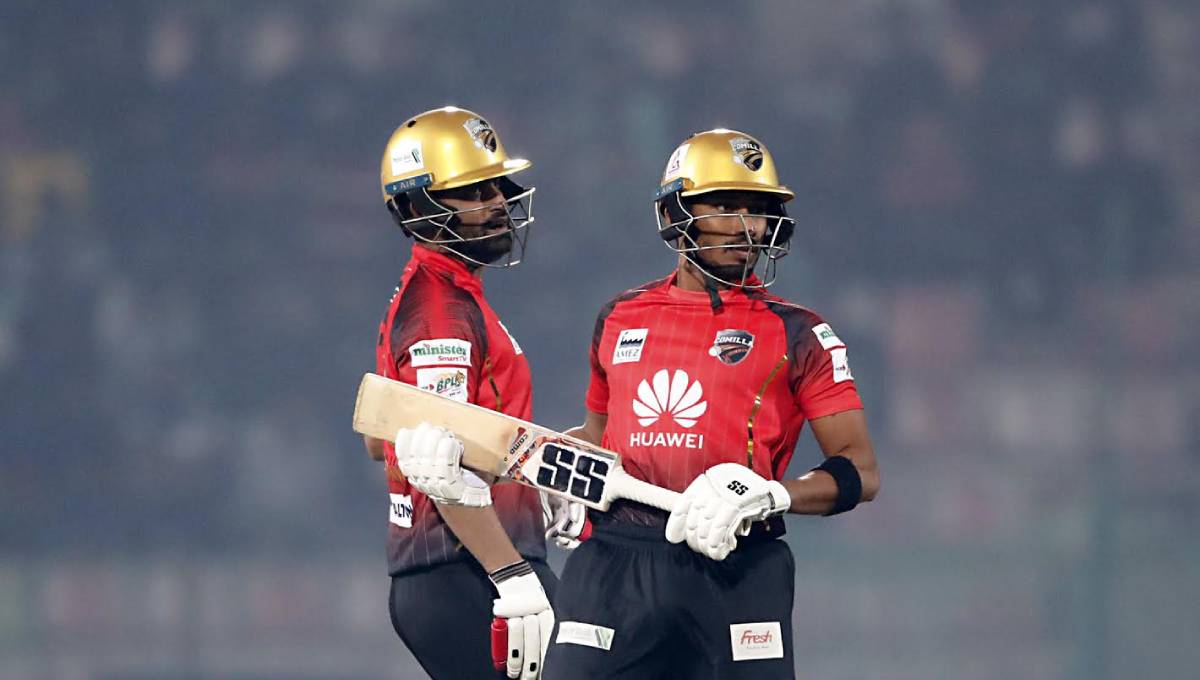 Lewis hits stunning ton as Comilla post 237