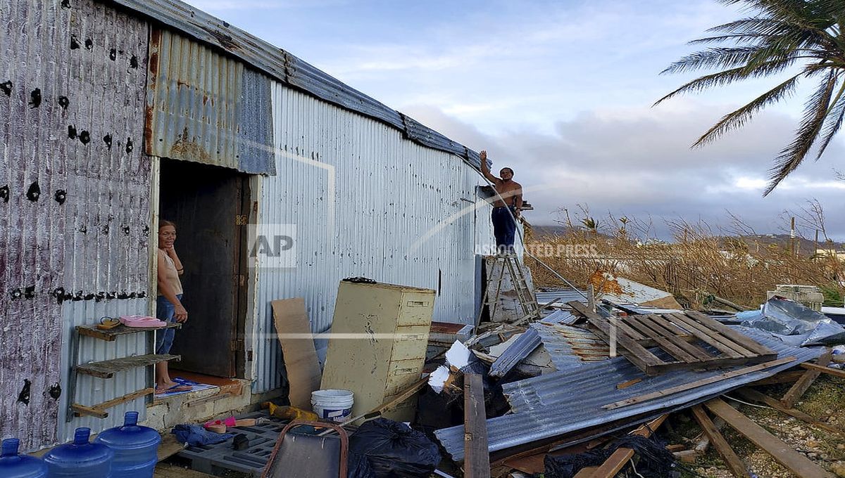 Typhoon lashes northern Philippines as thousands evacuated