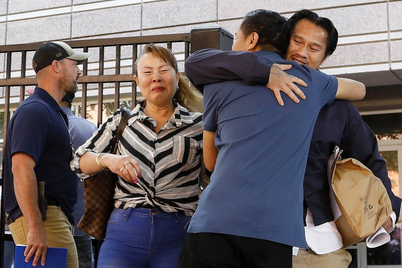 Trump administration pushes to speed up migrant family cases