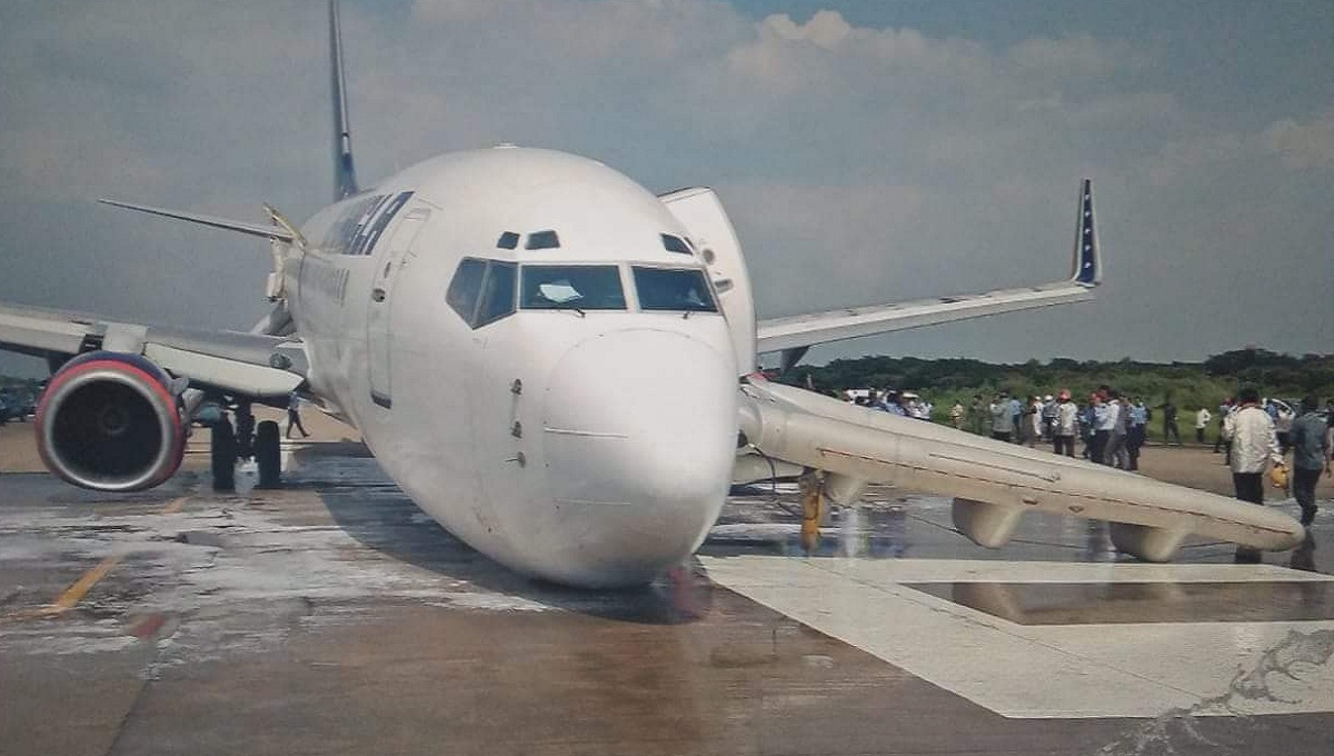 US-Bangla aircraft makes emergency landing in Ctg airport; passengers unhurt 