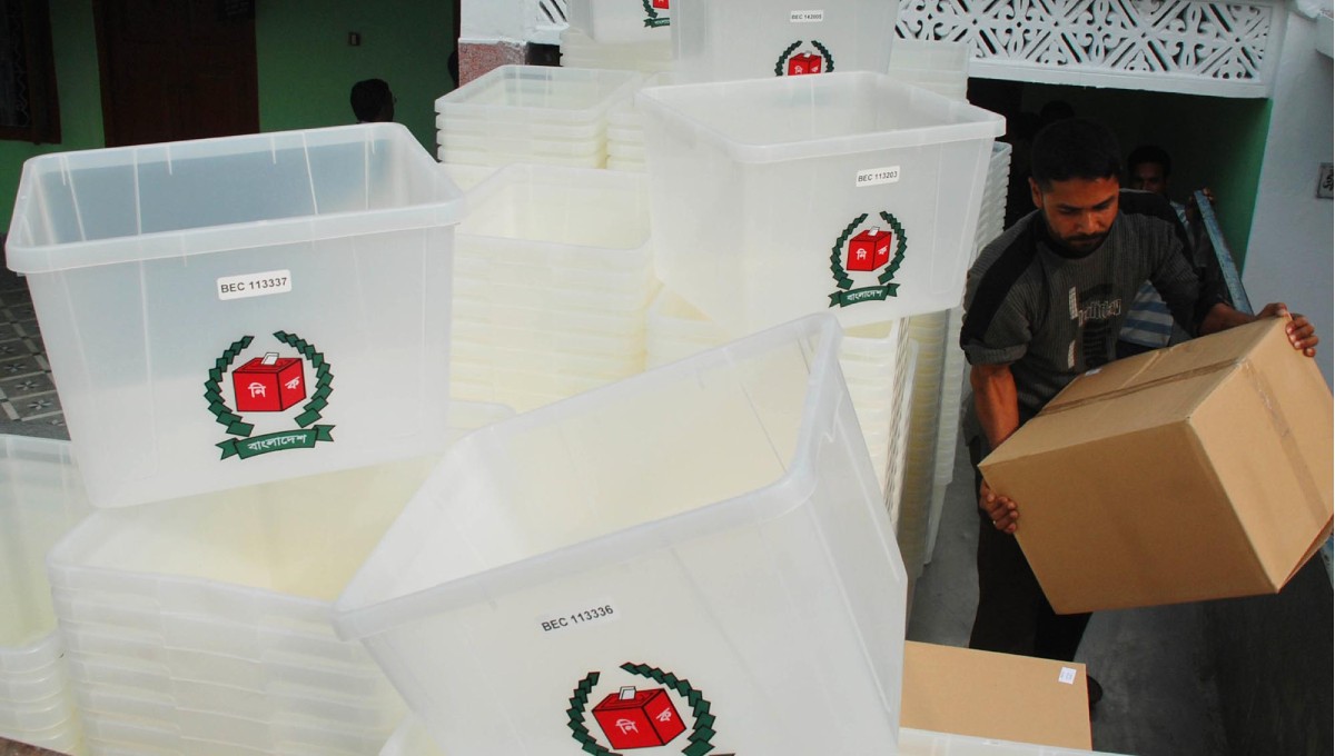 Stage set for battle of ballot Sunday