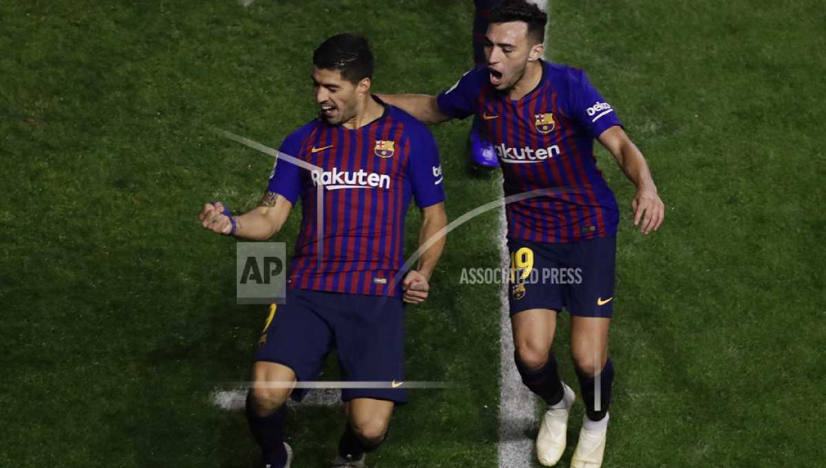 Sevilla unable to keep pace with Barcelona in Spanish league