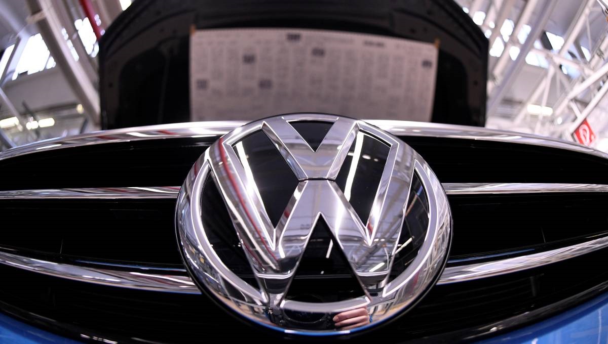 Volkswagen increases profits, sales in shrinking markets