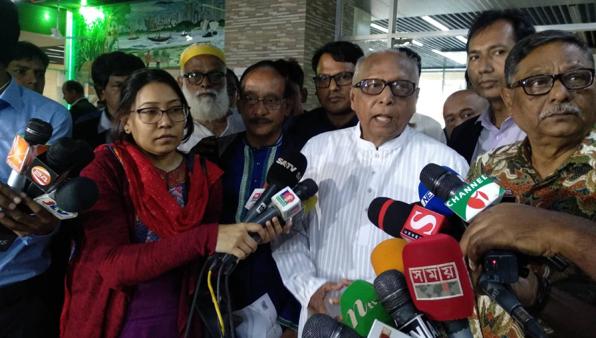 Shah Moazzem seeks security, Irfan demands OC’s removal