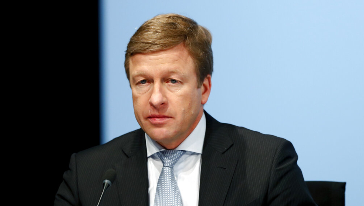 Automaker BMW names production chief Zipse as new CEO