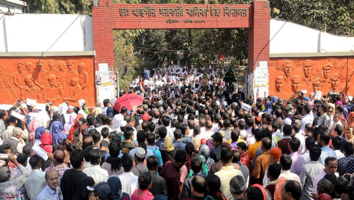 SSC exams marred by distribution of ‘wrong question papers’