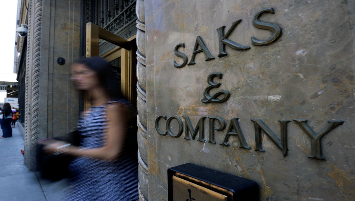 Saks owner Hudson's Bay to go private