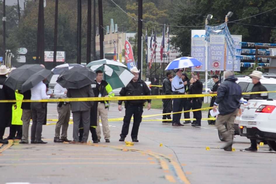 Brexit looms large as Bank of England poised to hold rates